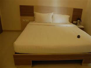 Hotel Mandiram Prayagraj Exterior photo