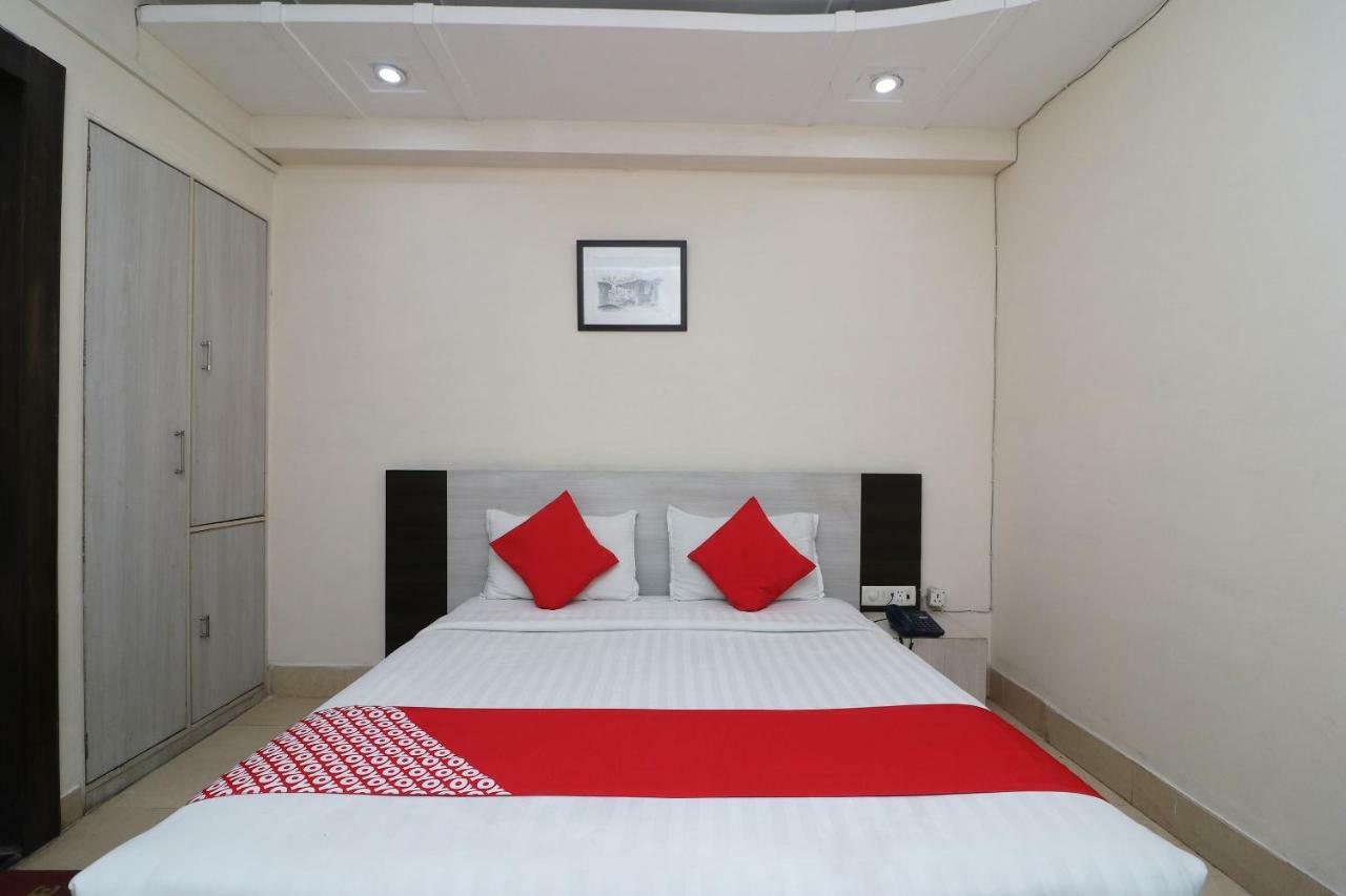Hotel Mandiram Prayagraj Exterior photo